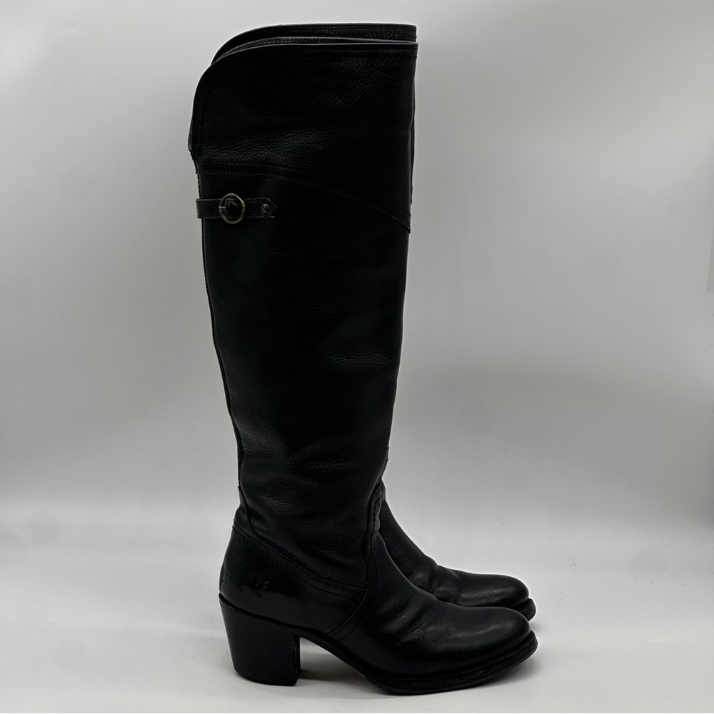 Frye Jane Tall Cuff Leather Riding Boots. Size 8